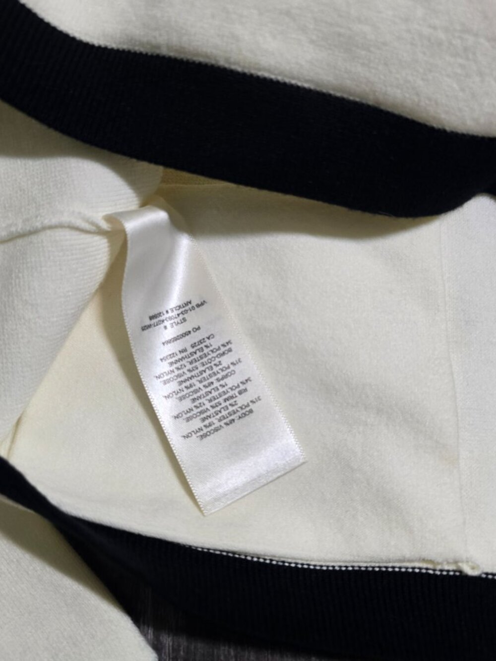 Babaton Womens Contrast Trim Cardigan Ivory Black Gold Button XS Aritzia - Picture 12 of 14